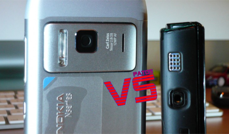 Nokia N8 vs Nokia N95 8GB: speakers a confronto