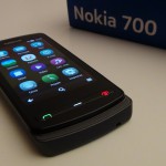 Nokia 700